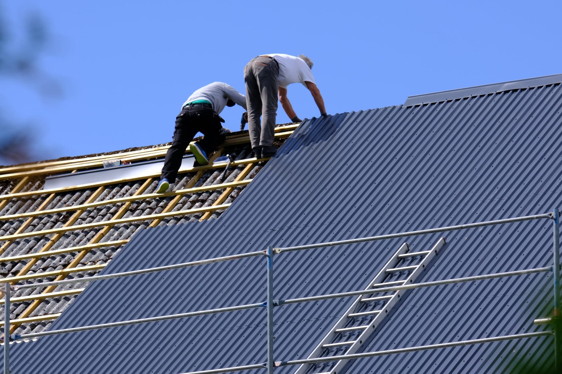 Replacing Roof Shingles
